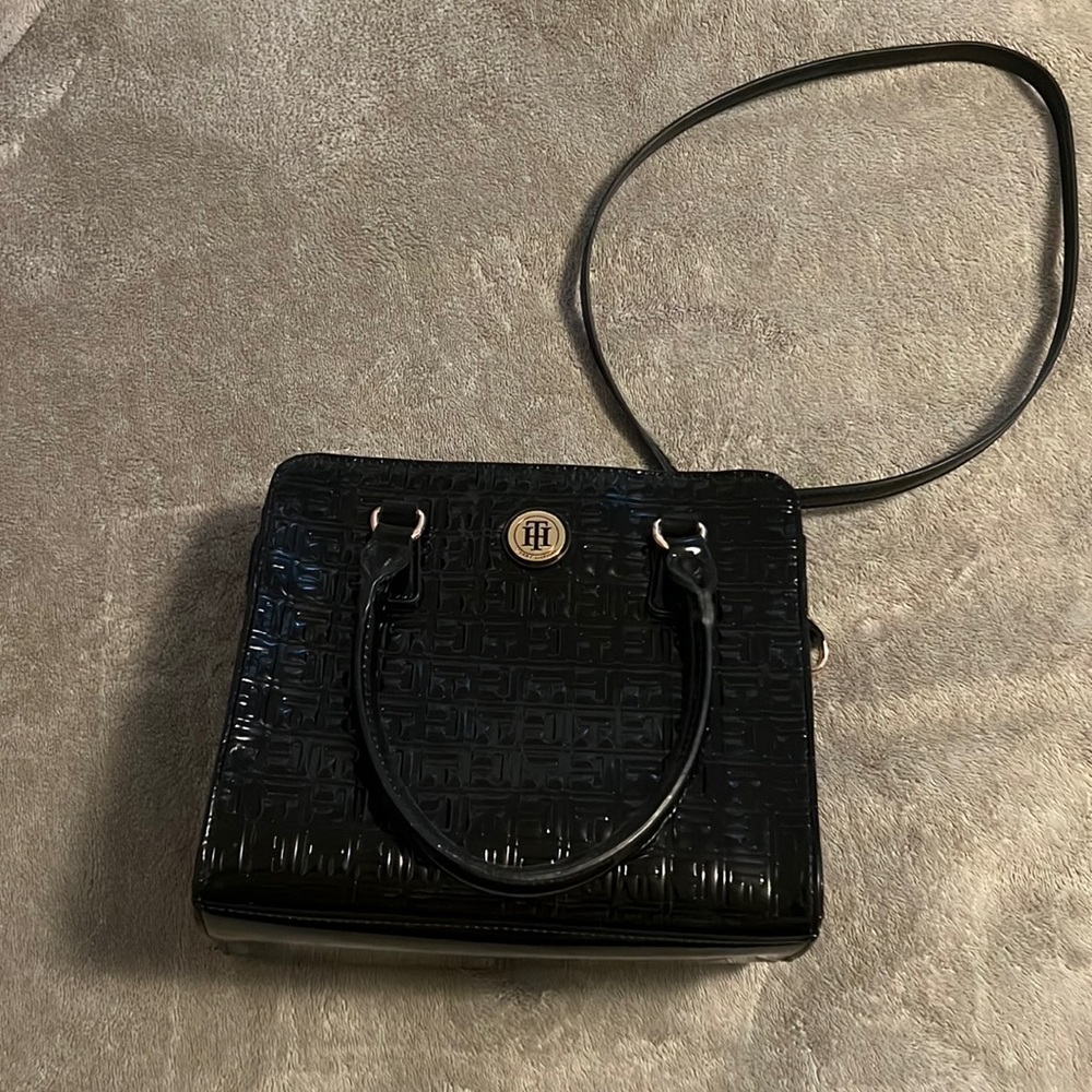 Tommy Hilfiger Black Purse.